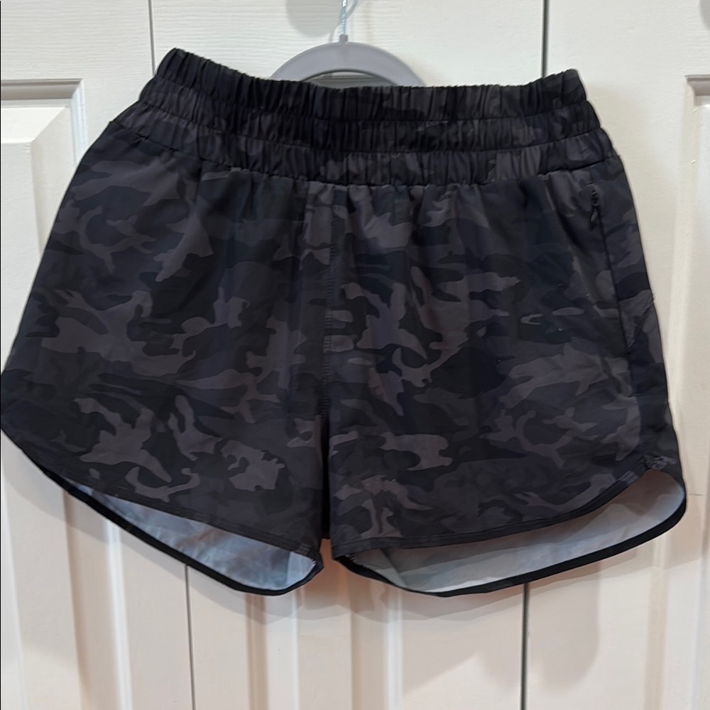 Amazon black camo shorts! Size large